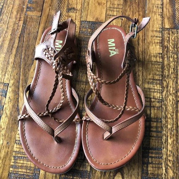 mia girl sandals